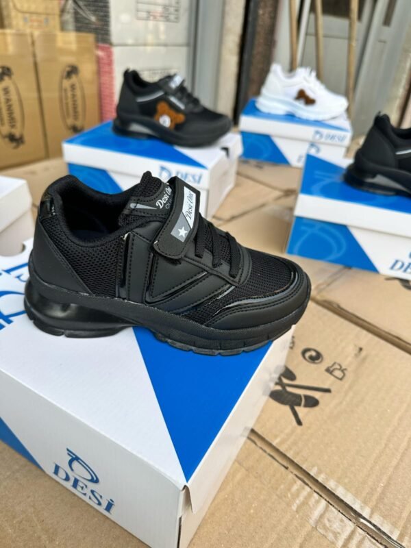 Desi – Image 13