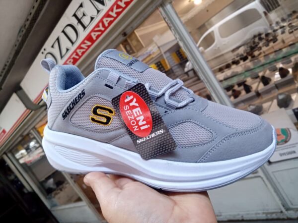 Skechers – Image 3